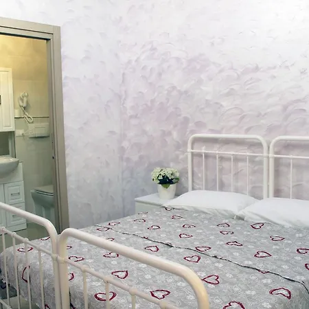 בית הארחה Casa Nabila מסטרה